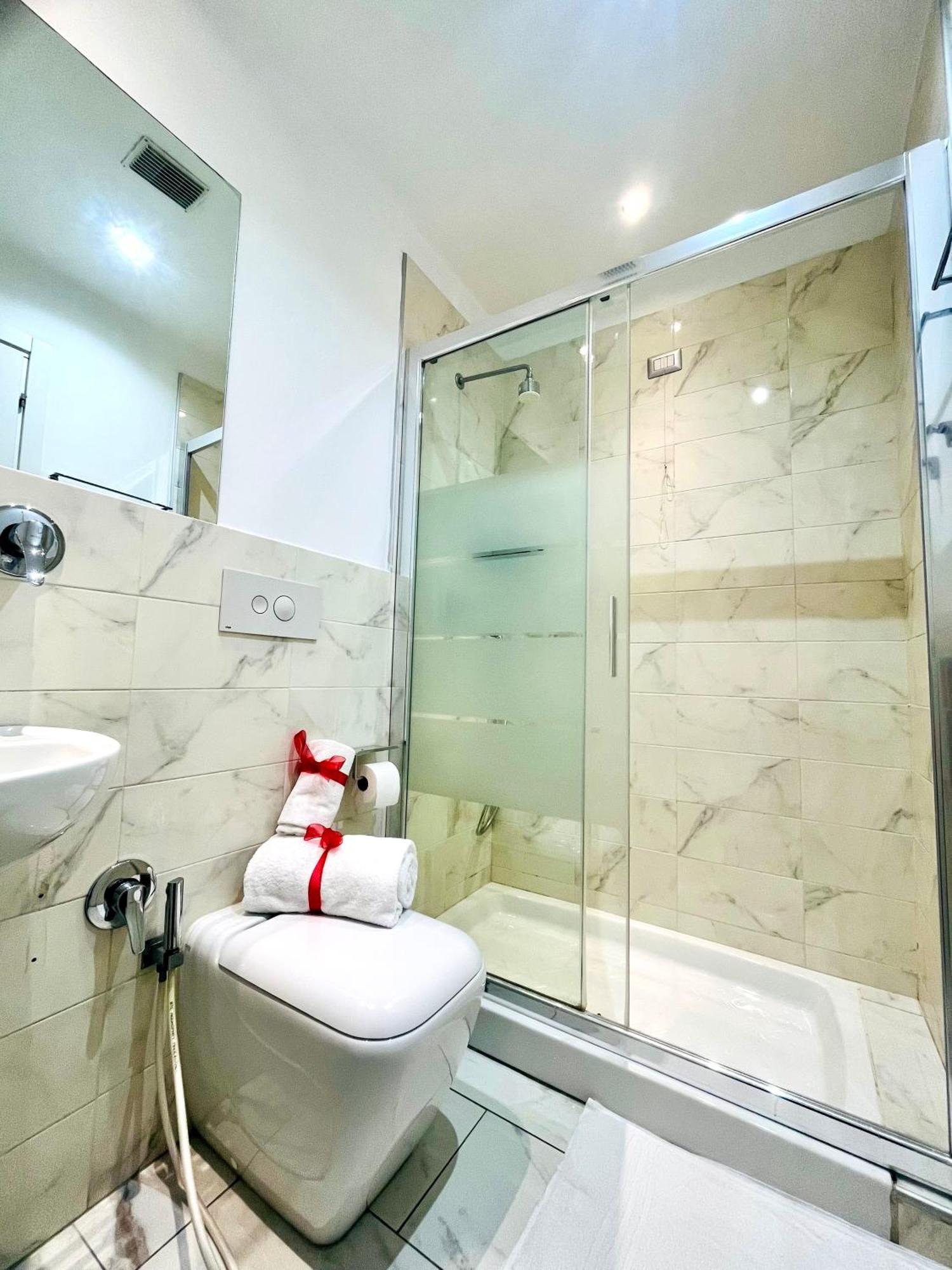 Rattazzi Central Station โรม ภายนอก รูปภาพ